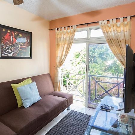 Cozy Accommodations Kingston Buitenkant foto