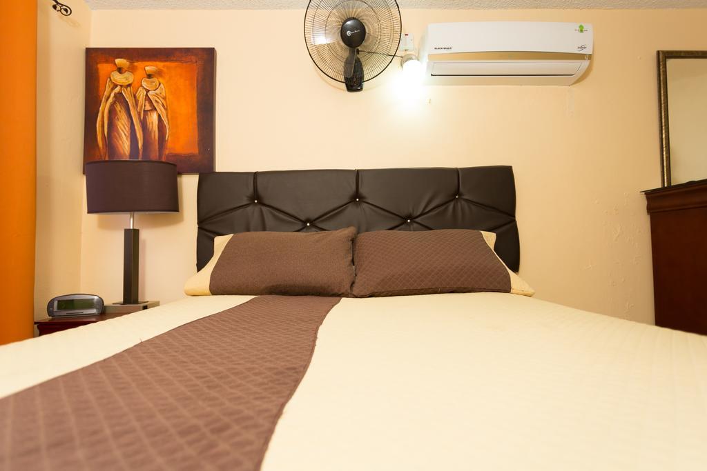 Cozy Accommodations Kingston Buitenkant foto